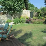 فندق مبيت وإفطار Le Petit Lavoir 3*