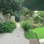 Bed & Breakfast Le Petit Lavoir Saint-Paul-Lizonne