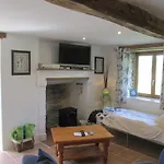 Le Petit Lavoir Bed & Breakfast Saint-Paul-Lizonne