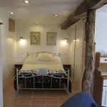 Le Petit Lavoir Bed & Breakfast